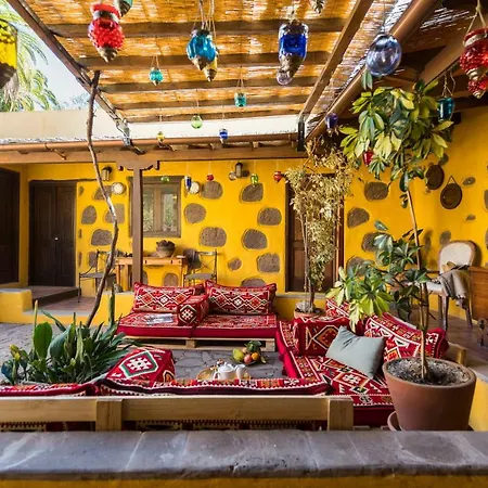 Country house Bohemian Hideaway - 2 Unique With Shared Pool