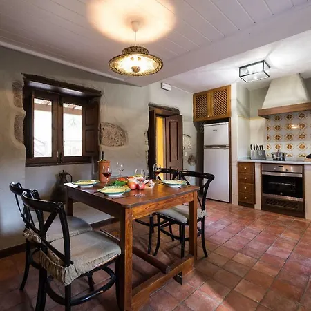 Bohemian Hideaway - 2 Unique With Shared Pool Country house Santa Lucia De Tirajana