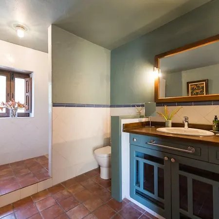 Bohemian Hideaway - 2 Unique With Shared Pool Casa di campagna